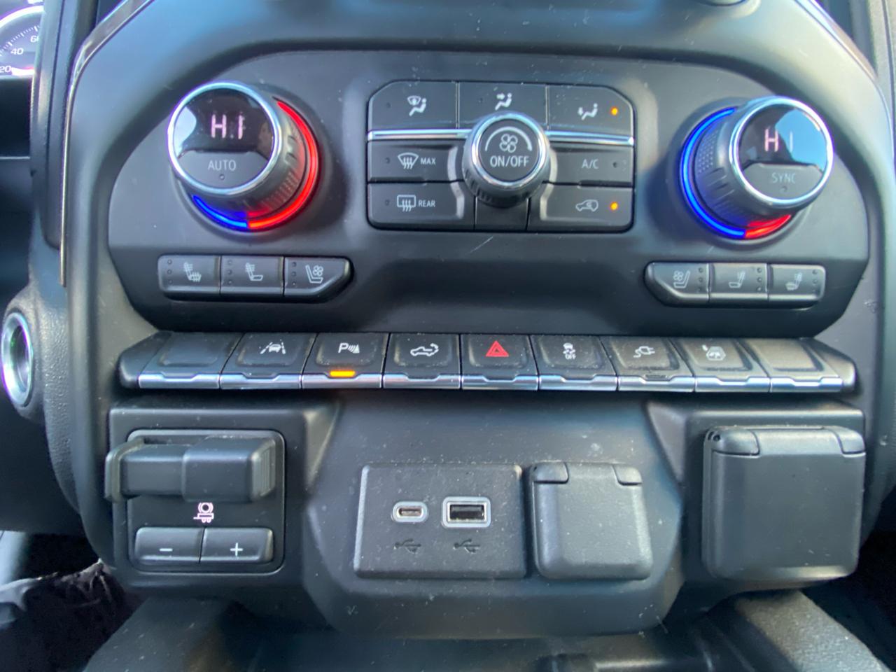 Chevrolet Silverado 1500 4WD Crew Cab 147" High Country 2021