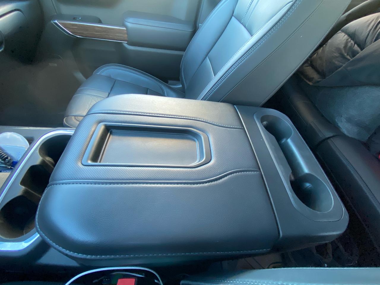 Chevrolet Silverado 1500 4WD Crew Cab 147" High Country 2021