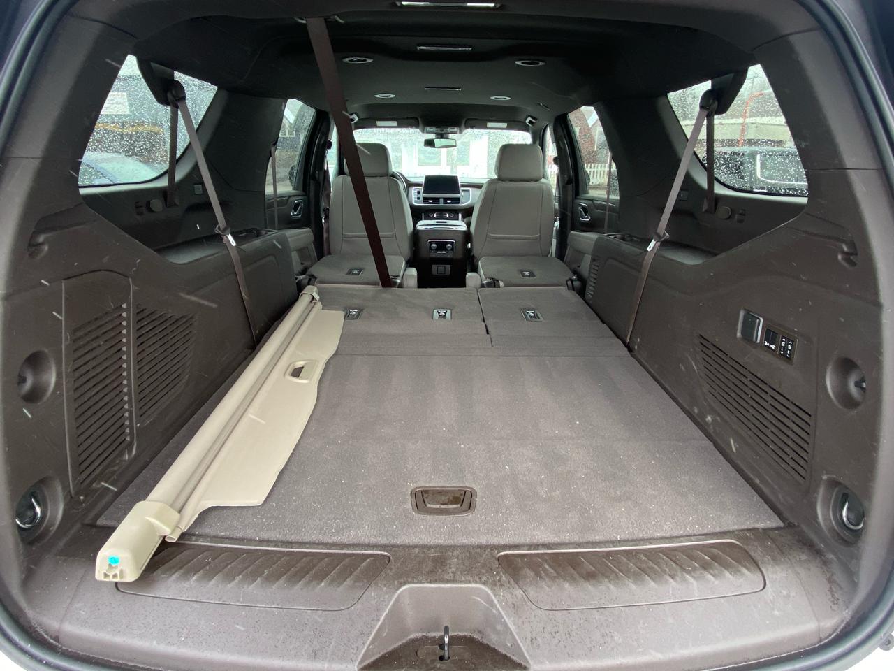 Chevrolet Suburban 4WD 4dr 1500 LT 2022