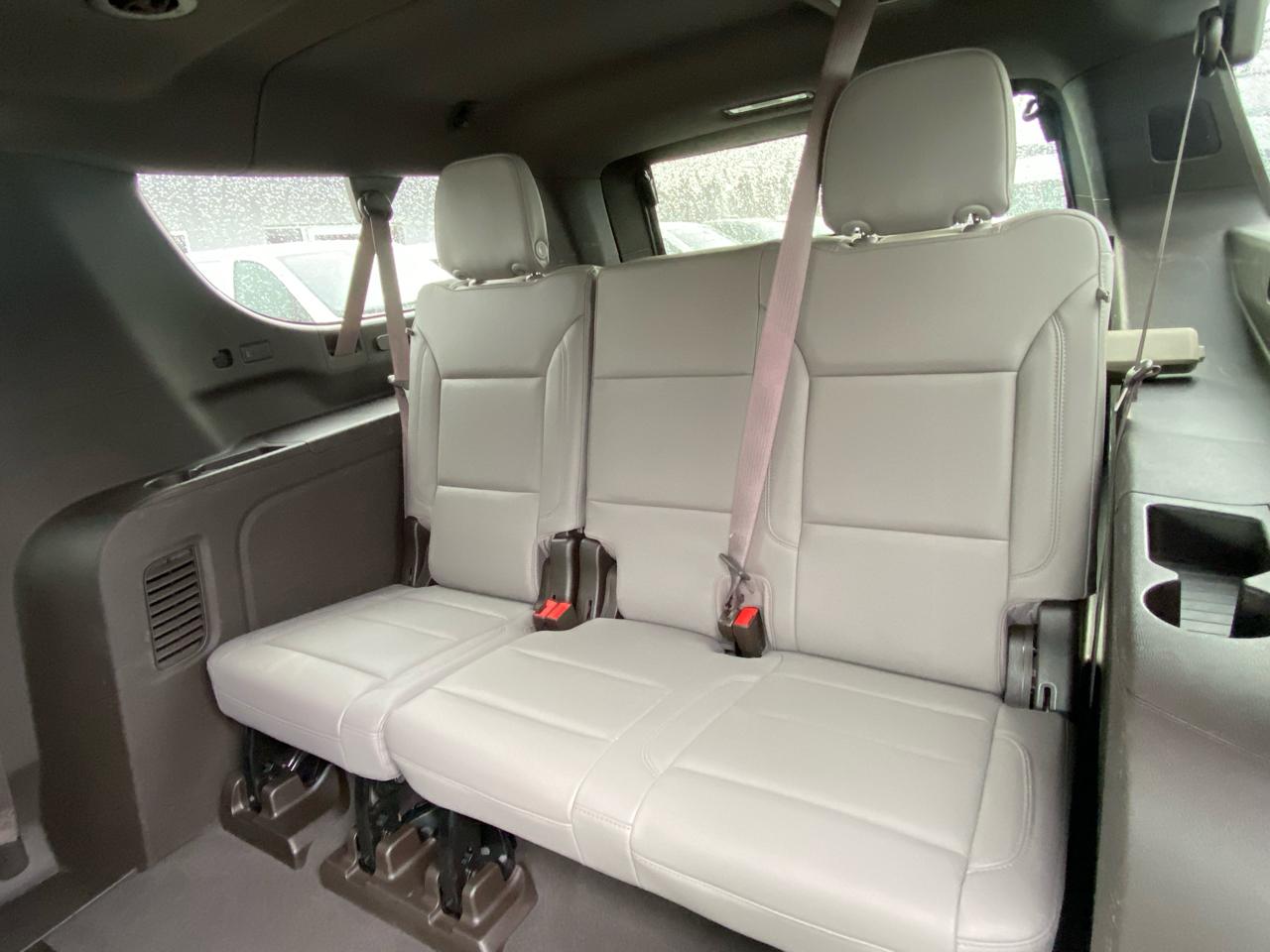 Chevrolet Suburban 4WD 4dr 1500 LT 2022