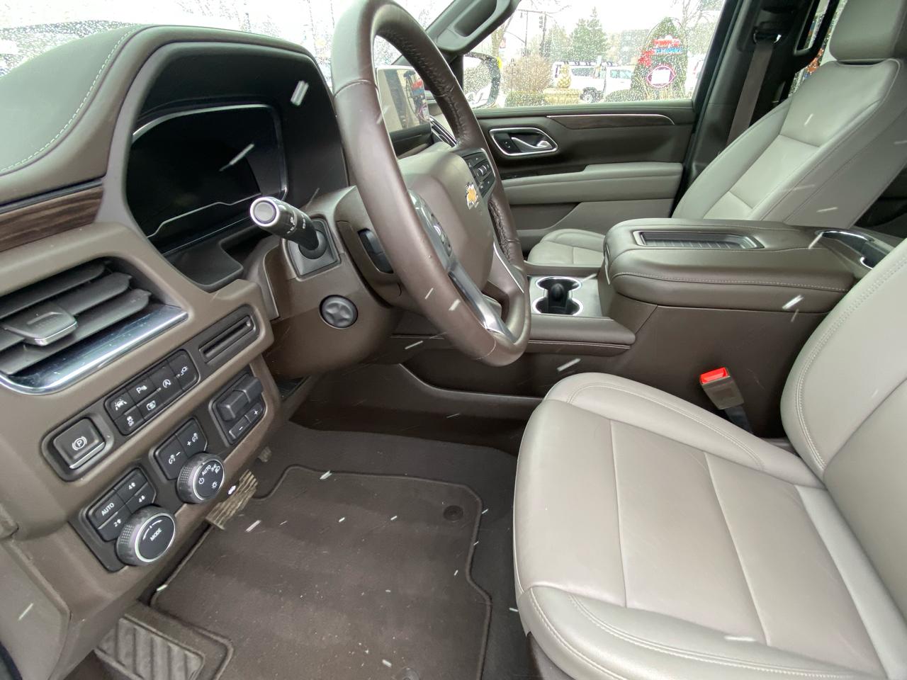 Chevrolet Suburban 4WD 4dr 1500 LT 2022