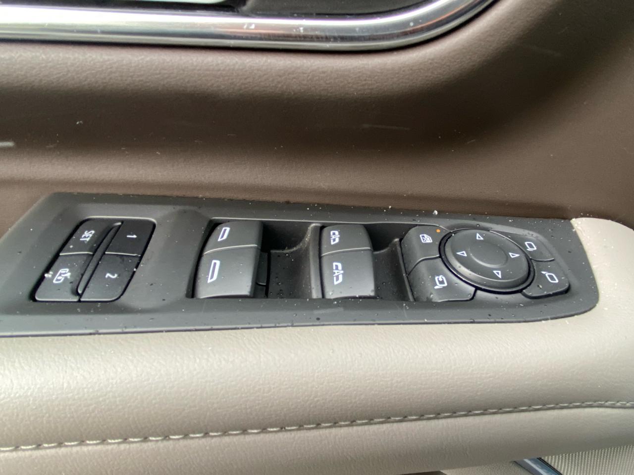 Chevrolet Suburban 4WD 4dr 1500 LT 2022