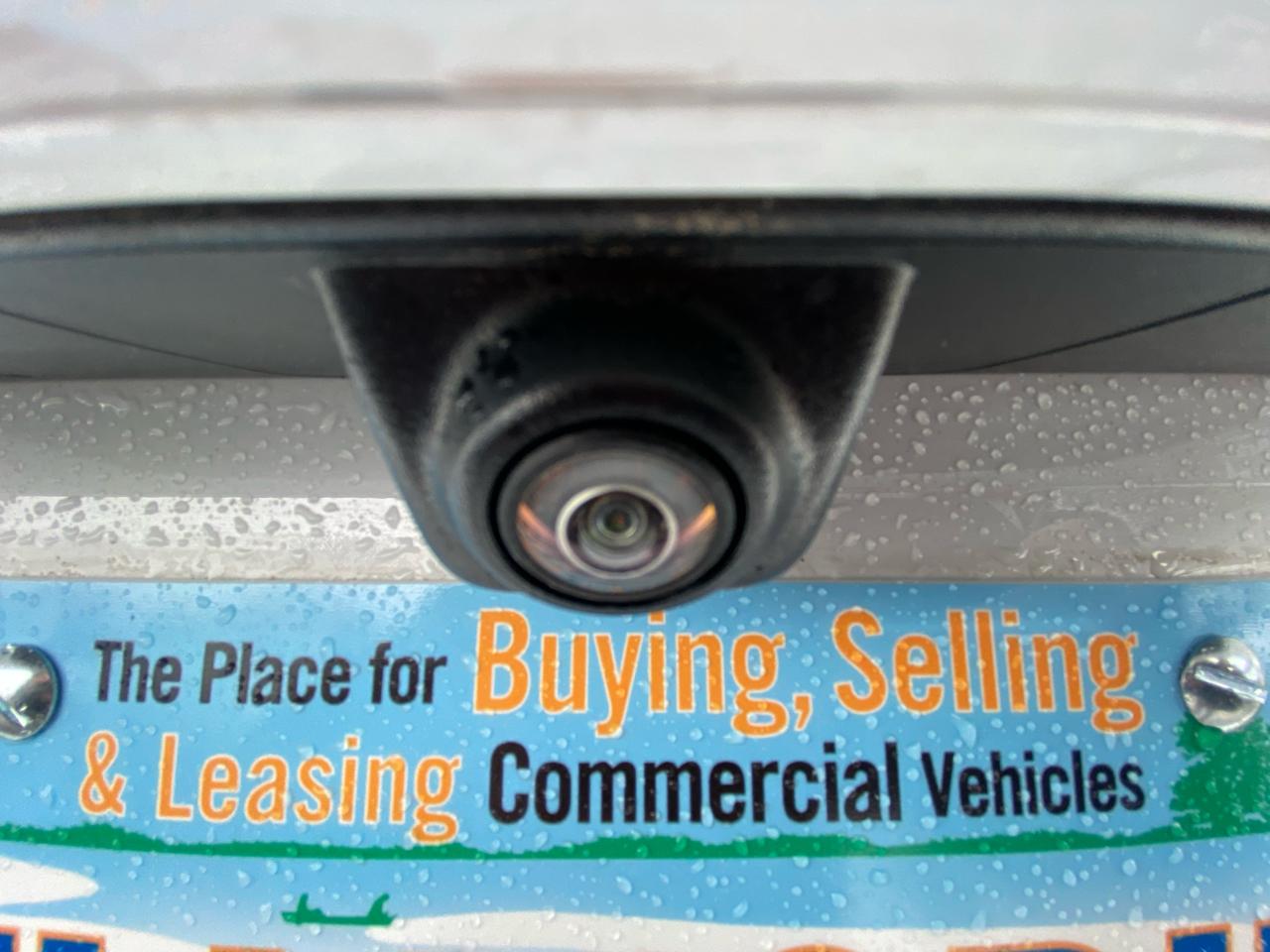 Chevrolet Suburban 4WD 4dr 1500 LT 2022