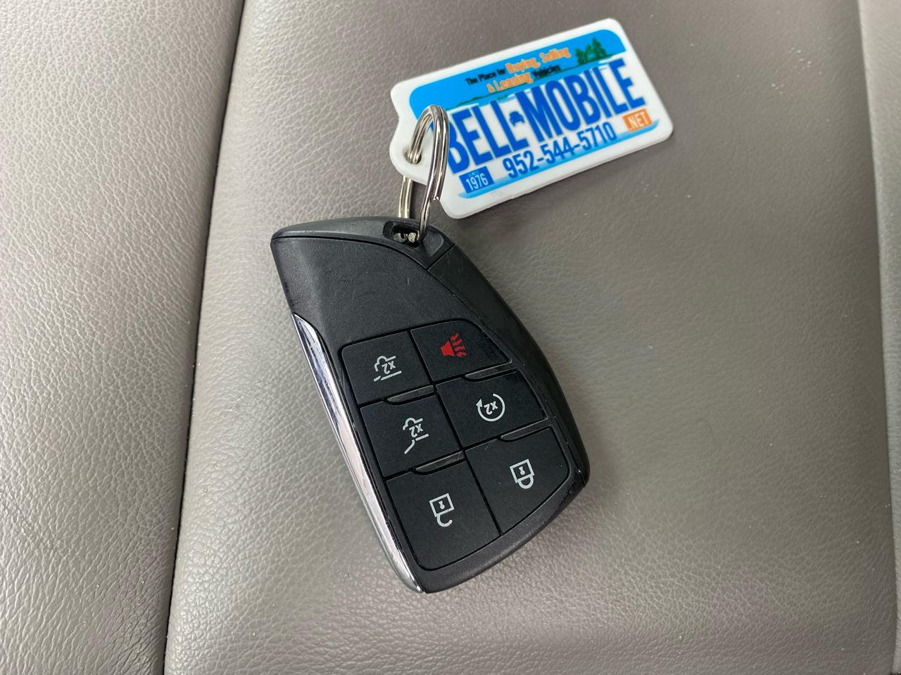 Chevrolet Suburban 4WD 4dr 1500 LT 2022