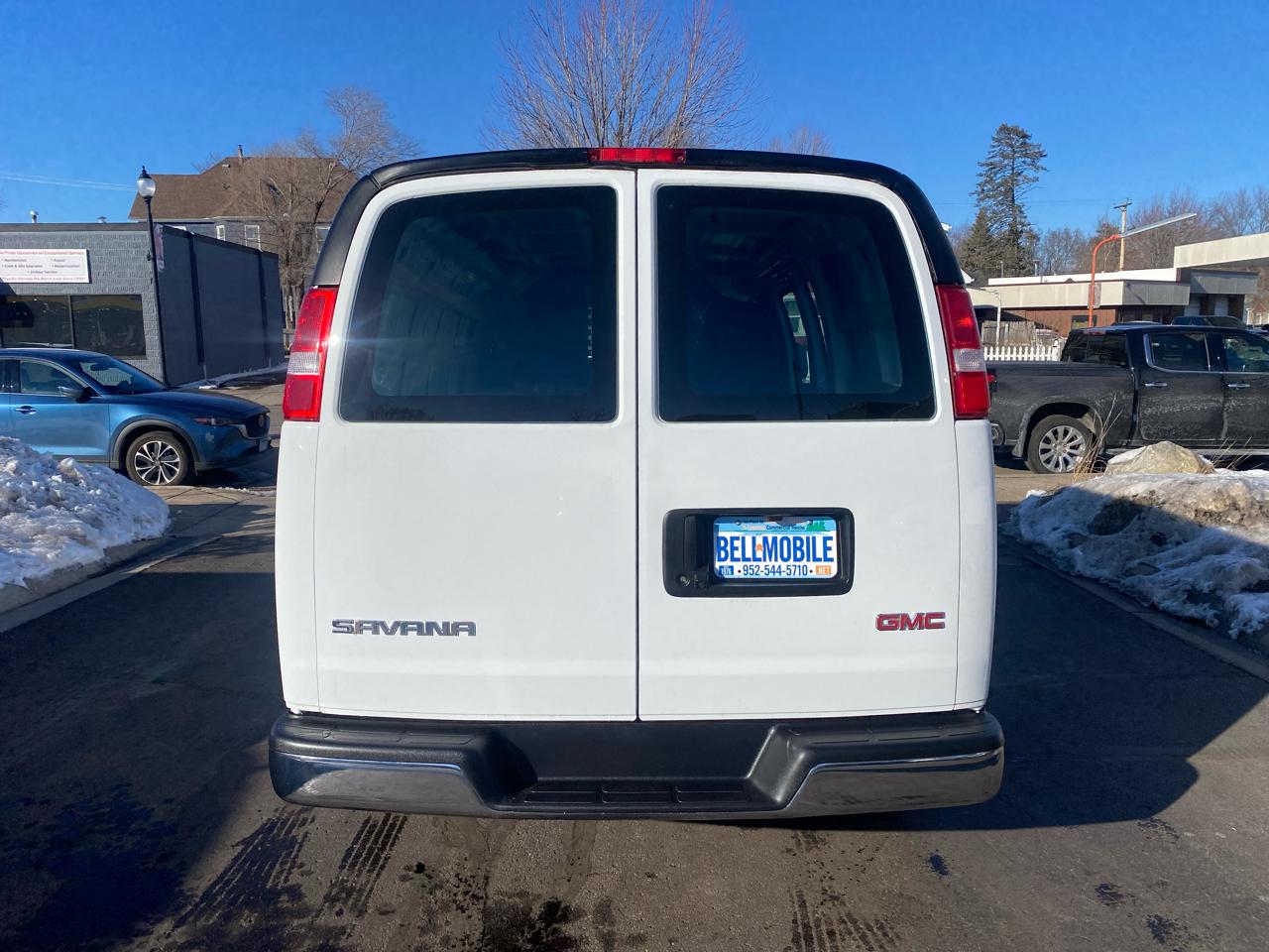 GMC Savana Cargo Van  2024