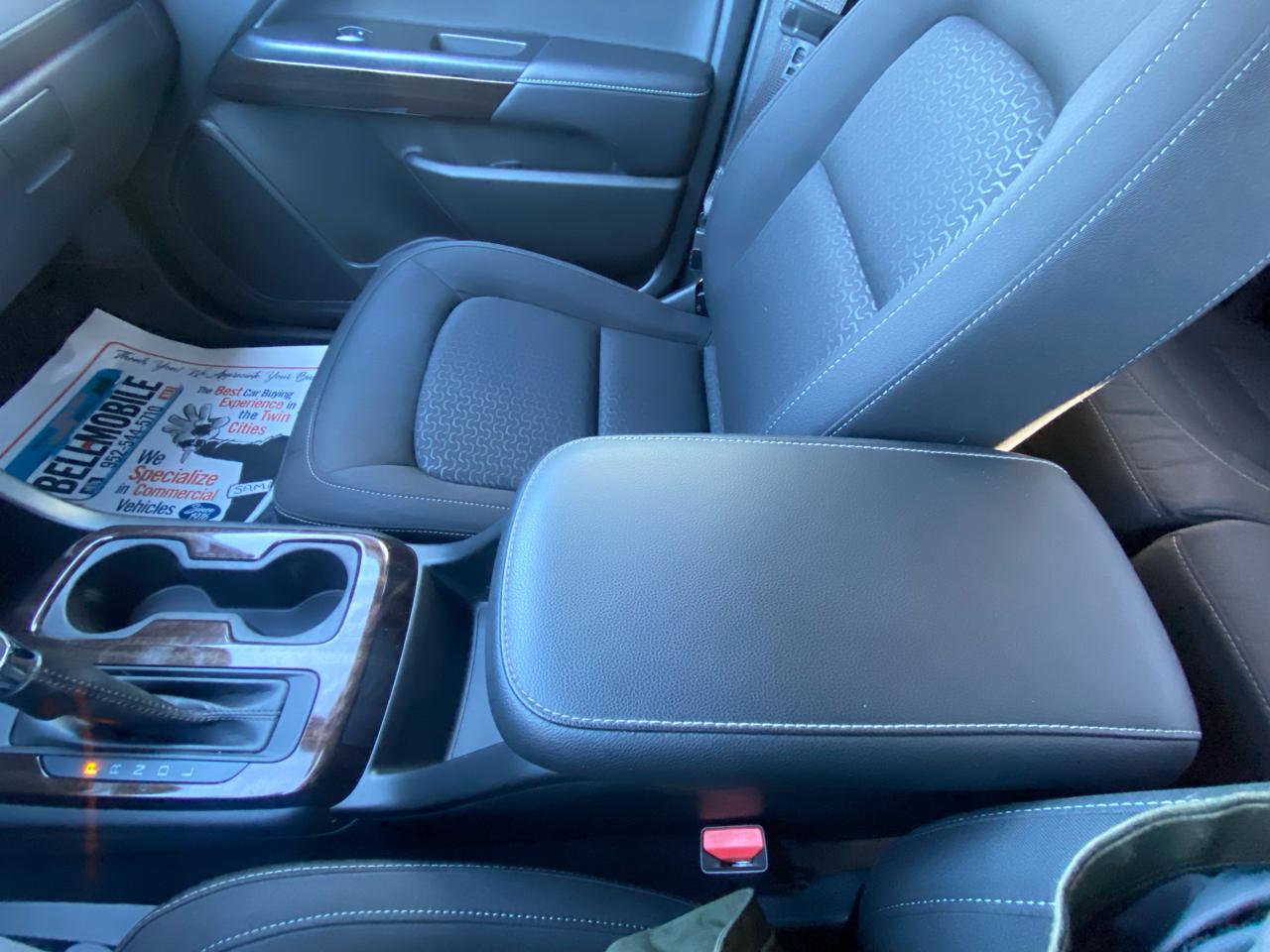 GMC Canyon 4WD Crew Cab 128" Elevation 2022