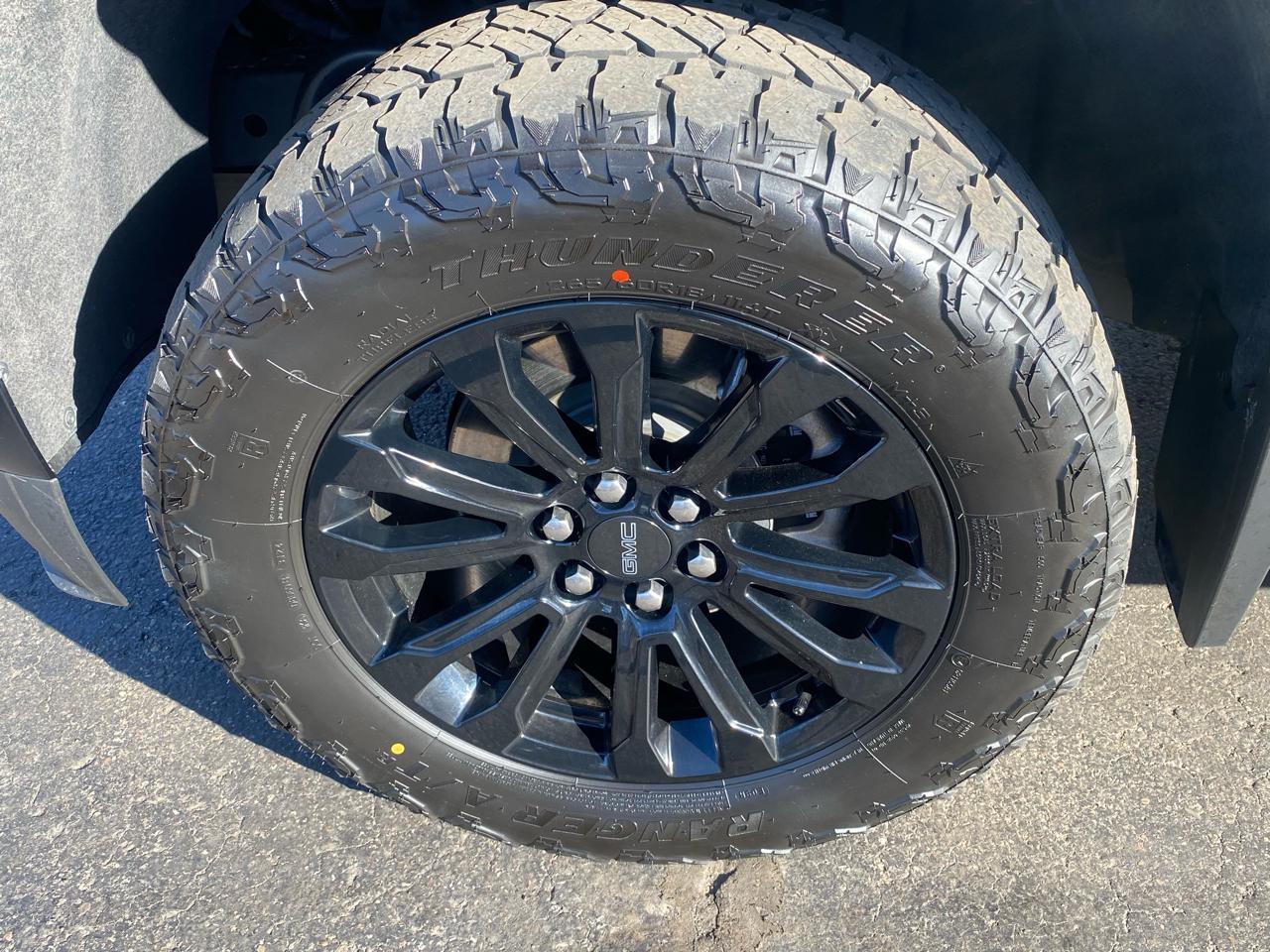 GMC Canyon 4WD Crew Cab 128" Elevation 2022