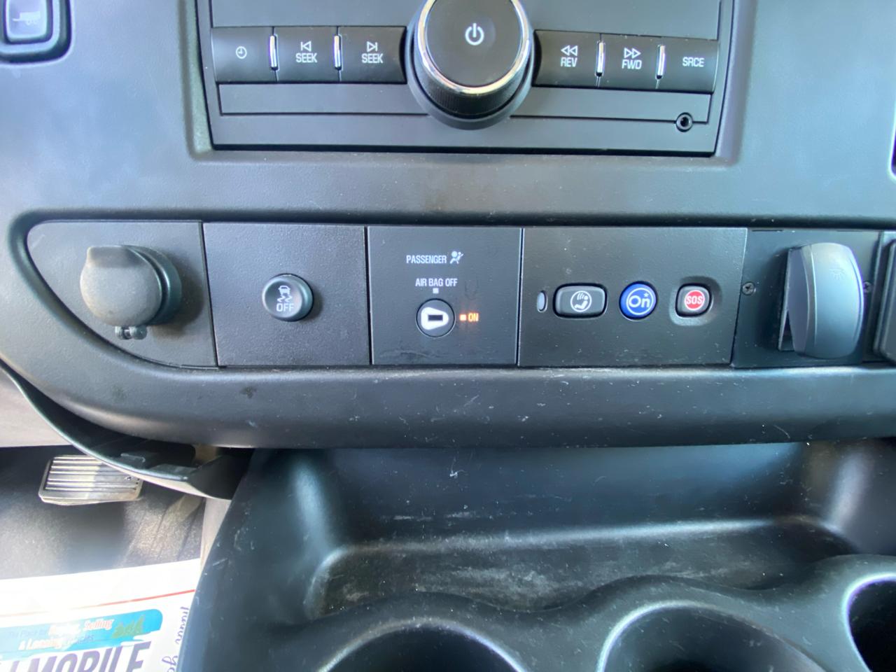 GMC Savana Commercial Cutaway 3500 Van 159" 2021