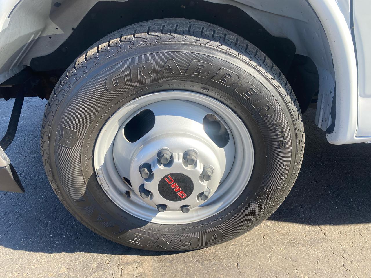 GMC Savana Commercial Cutaway 3500 Van 159" 2021