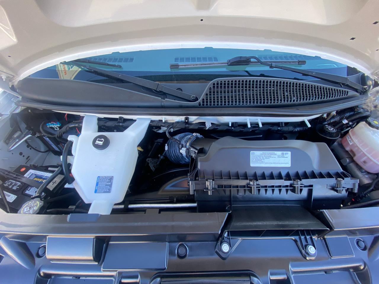 GMC Savana Commercial Cutaway 3500 Van 159" 2021