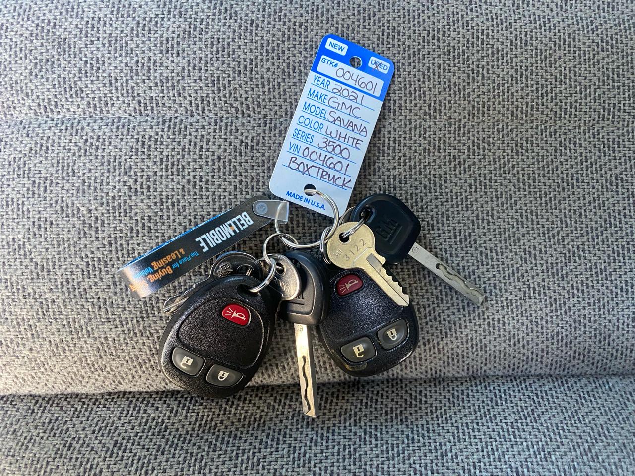 GMC Savana Commercial Cutaway 3500 Van 159" 2021