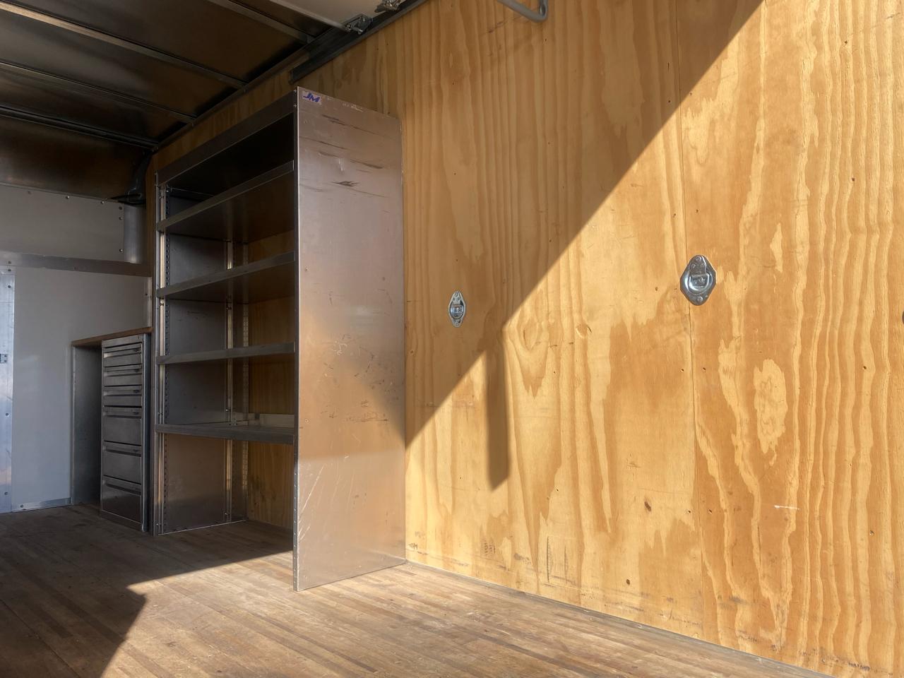 GMC Savana Cutaway  2021