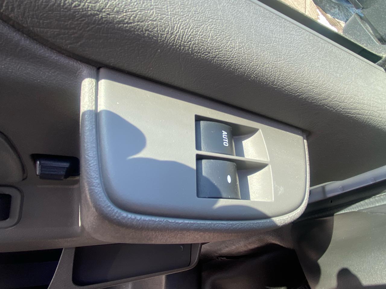 GMC Savana Cutaway  2021