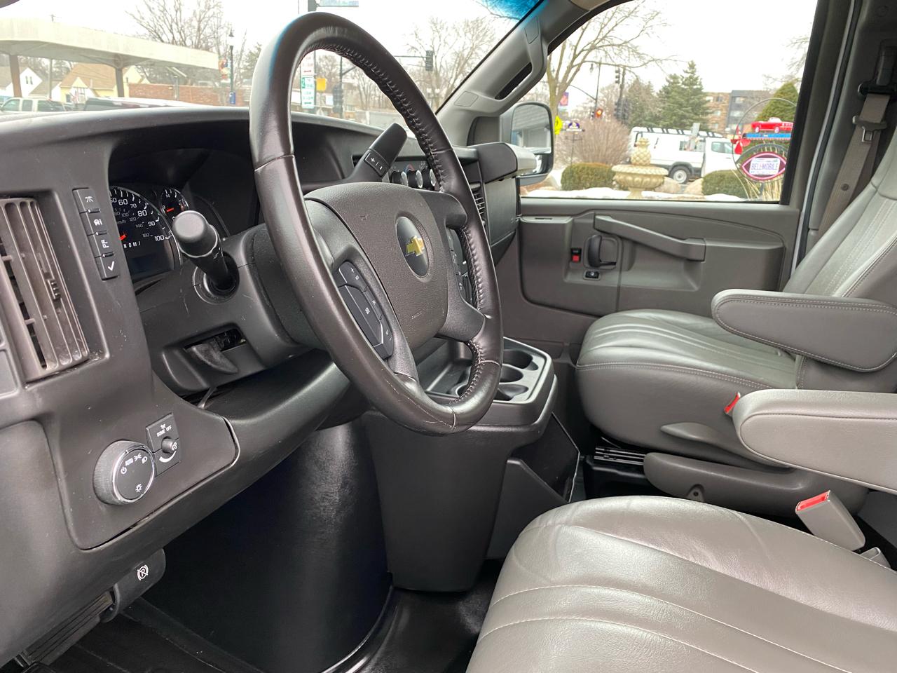 Chevrolet Express Cargo Van  2022