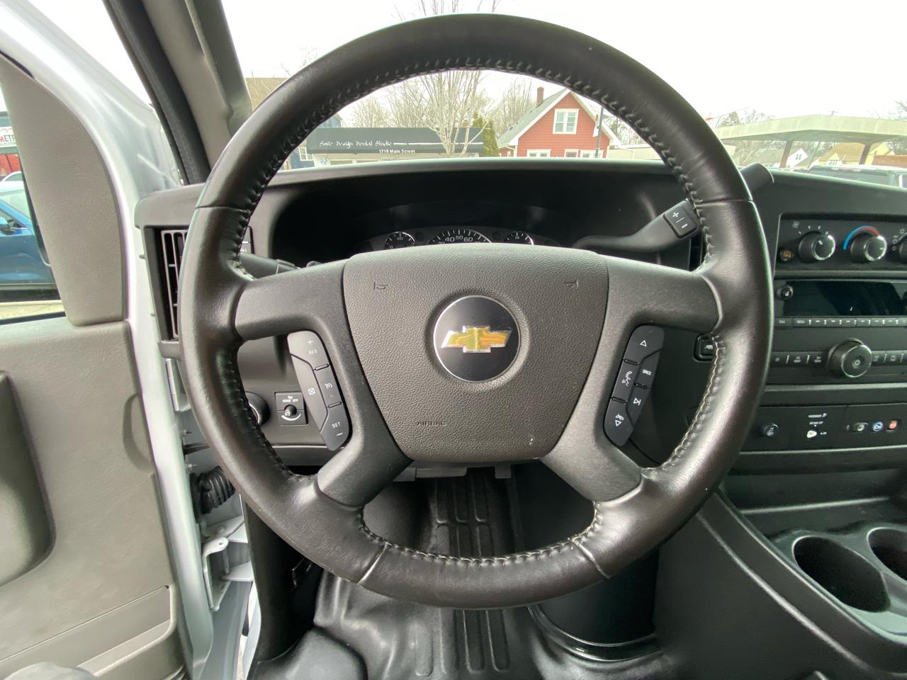 Chevrolet Express Cargo Van  2022