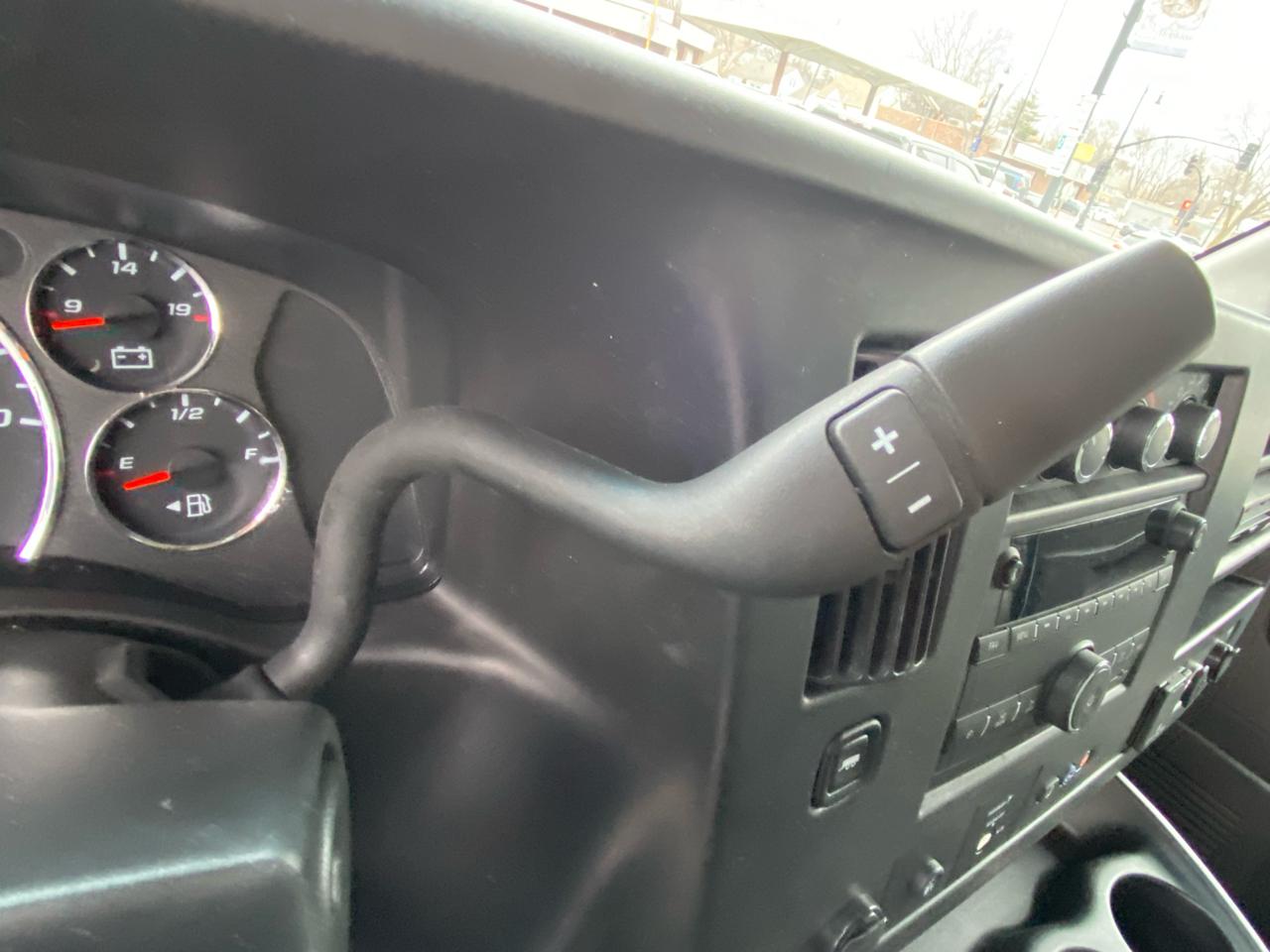 Chevrolet Express Cargo Van  2022