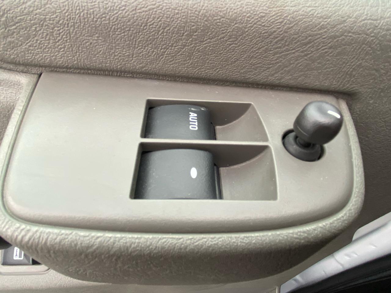 Chevrolet Express Cargo Van  2022