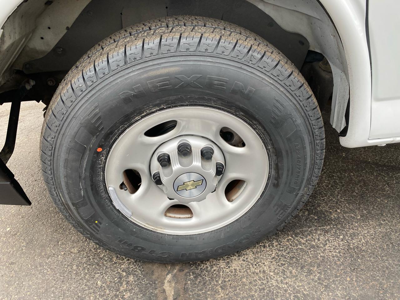 Chevrolet Express Cargo Van  2022