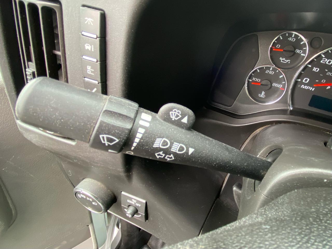 Chevrolet Express Commercial Cutaway 3500 Van 139" 2020