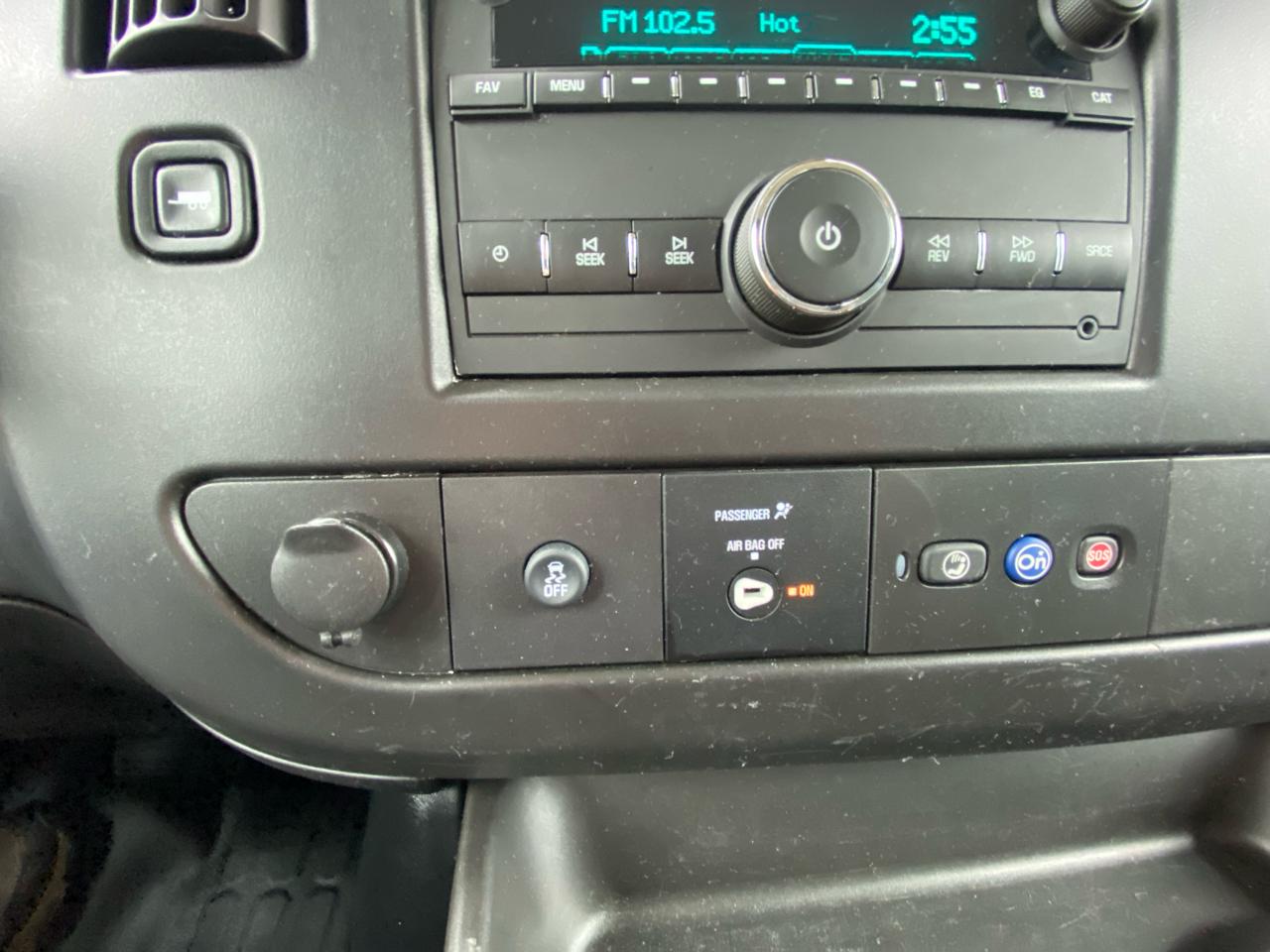 Chevrolet Express Cargo Van RWD 2500 135" 2024