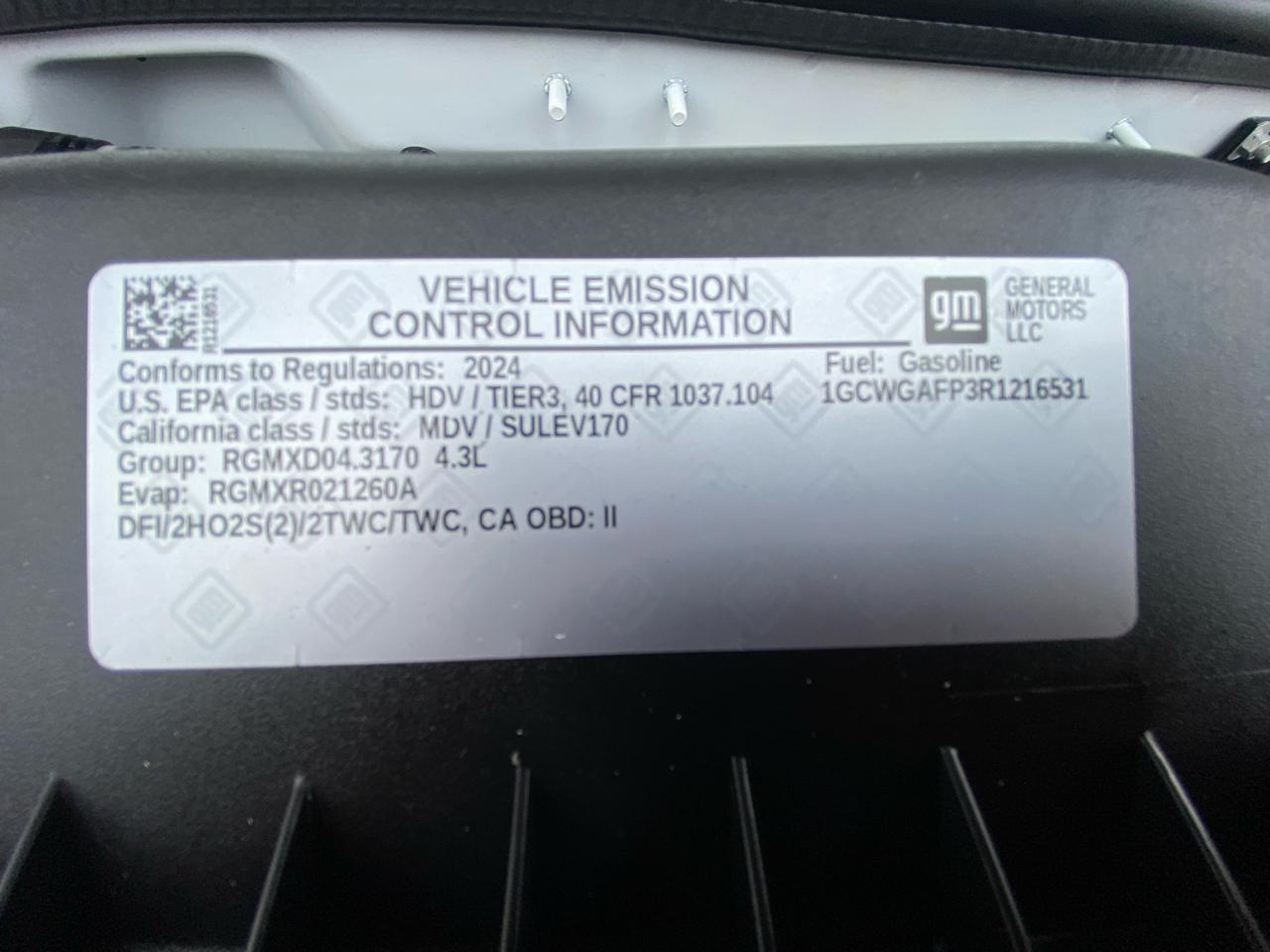 Chevrolet Express Cargo Van RWD 2500 135" 2024