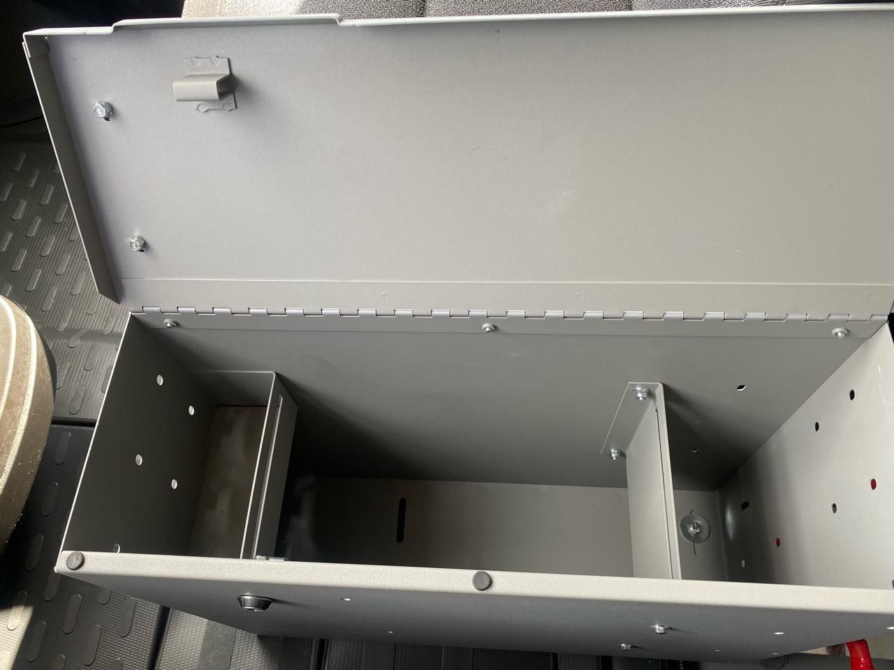 RAM ProMaster Cargo Van Tradesman 1500 High Roof 136" WB w/Pass Seat 2024