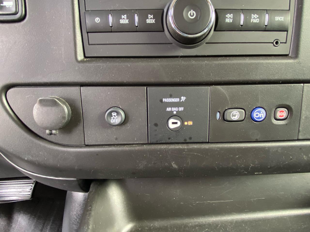 Chevrolet Express Cargo Van RWD 2500 135" 2024