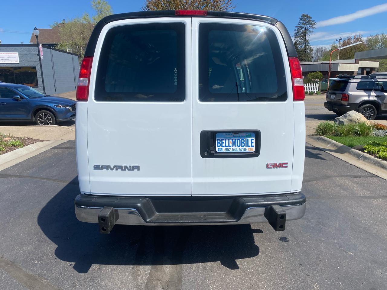 Chevrolet Express Cargo Van RWD 2500 135" 2024