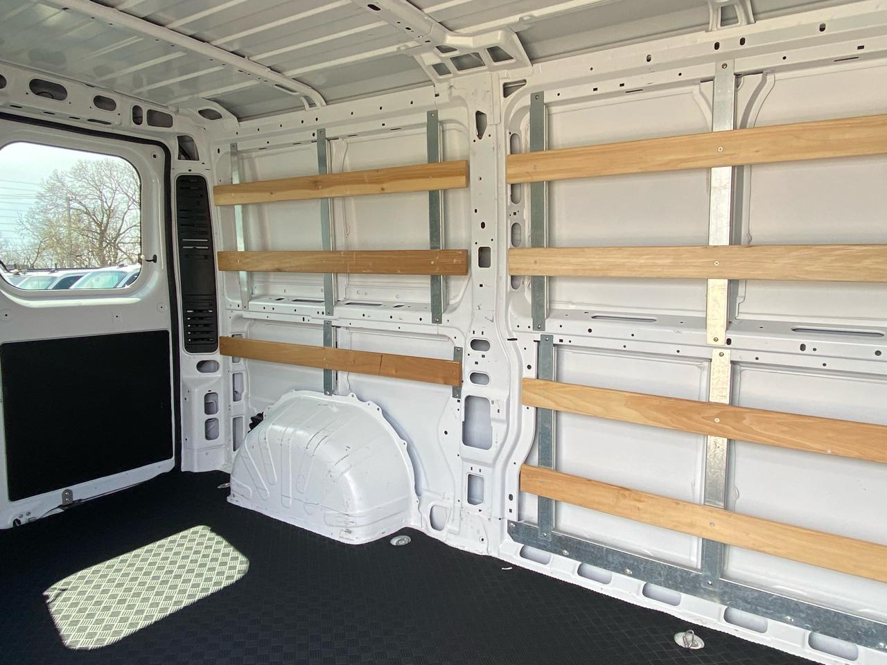 RAM ProMaster Cargo Van Tradesman 2500 Low Roof 136" WB w/Pass Seat 2025