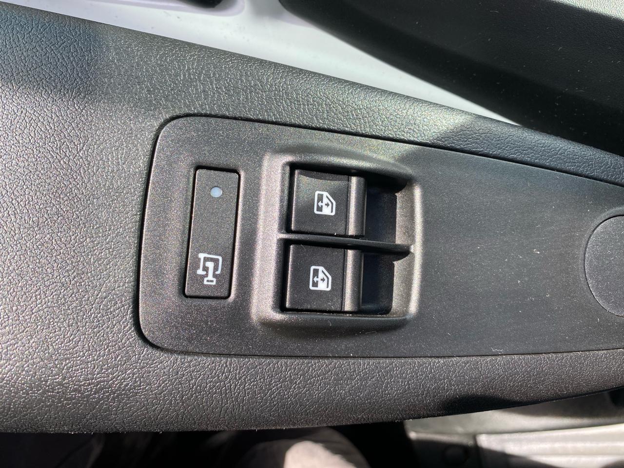 RAM ProMaster Cargo Van Tradesman 2500 Low Roof 136" WB w/Pass Seat 2025