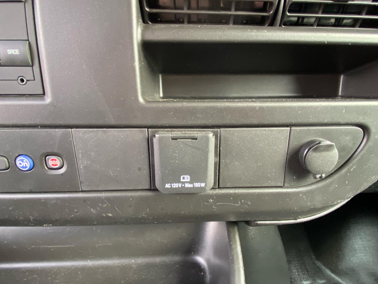 GMC Savana Cargo Van RWD 2500 135" 2024