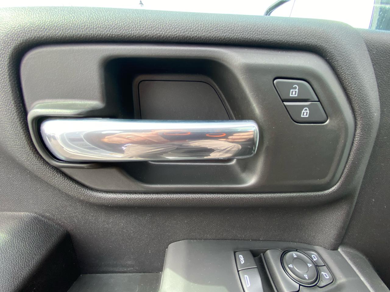 Chevrolet Silverado 1500 2WD Reg Cab 140" Work Truck 2025