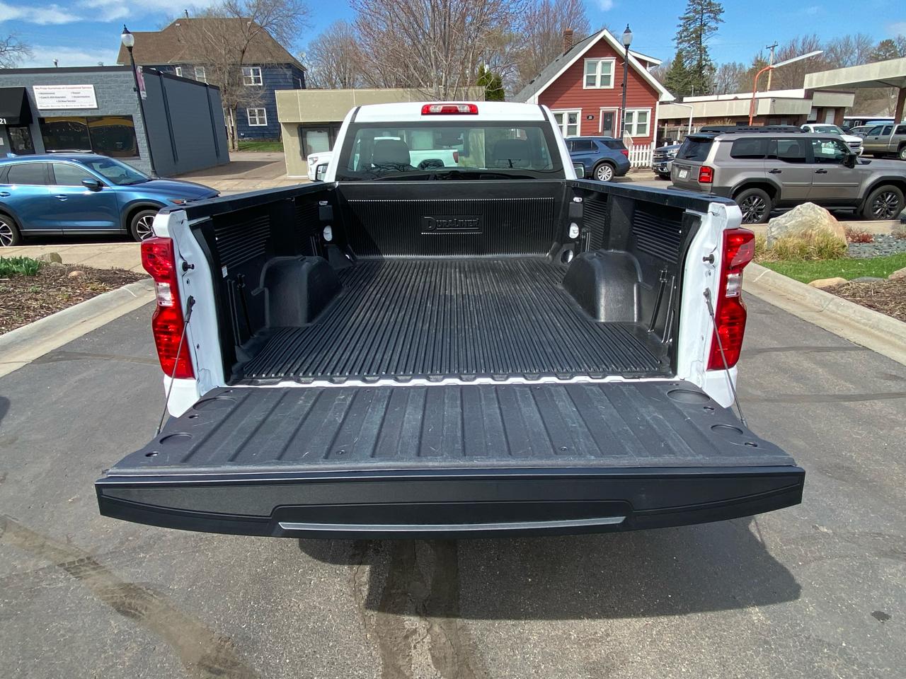 Chevrolet Silverado 1500 2WD Reg Cab 140" Work Truck 2025