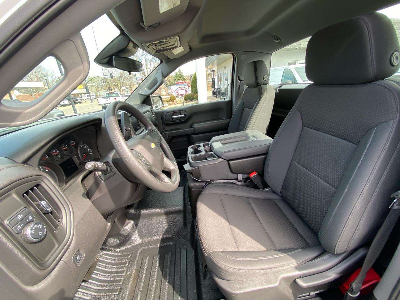 Chevrolet Silverado 1500 2WD Reg Cab 140" Work Truck 2025