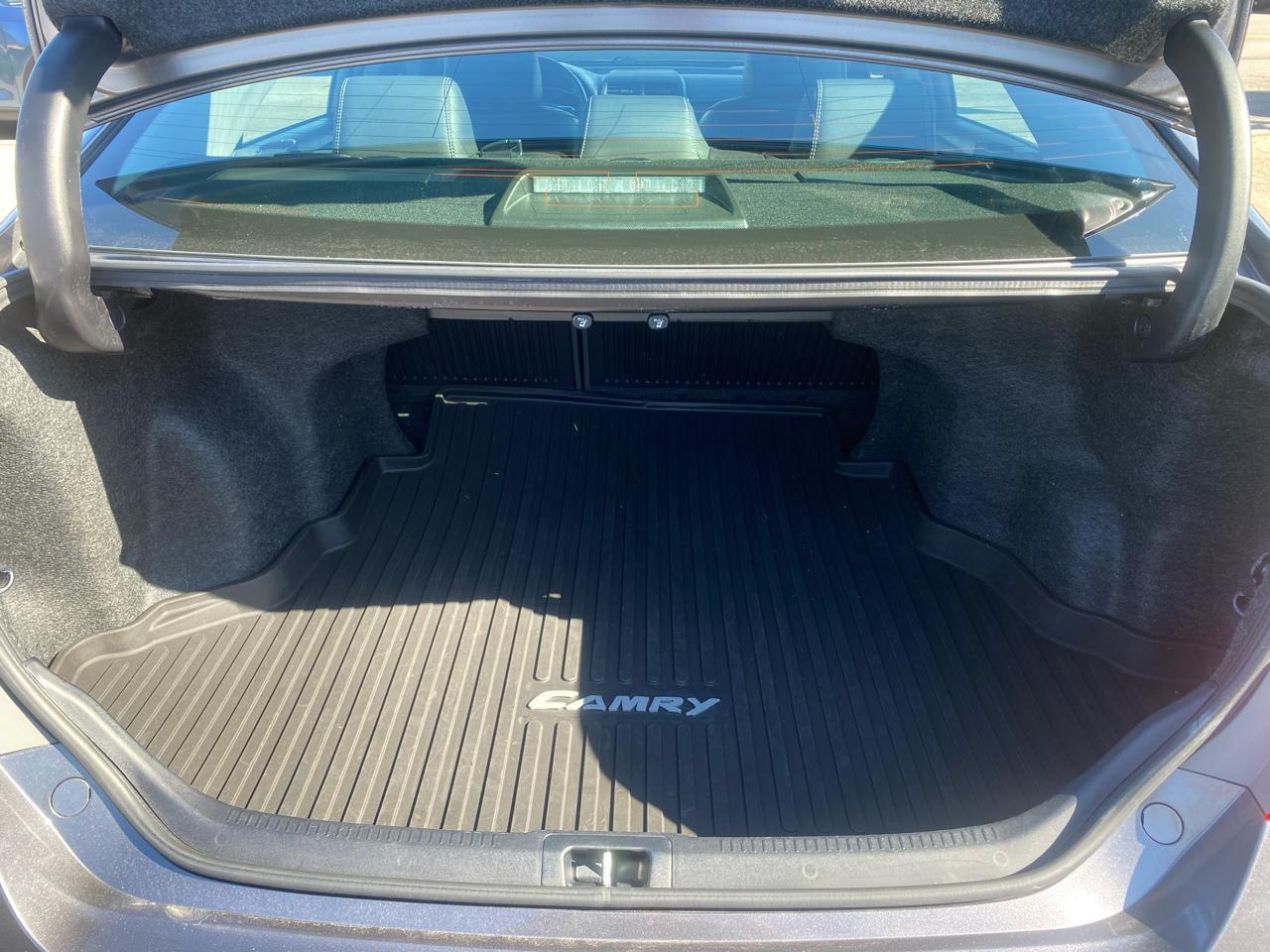 Toyota Camry XLE 4D Sedan 2017