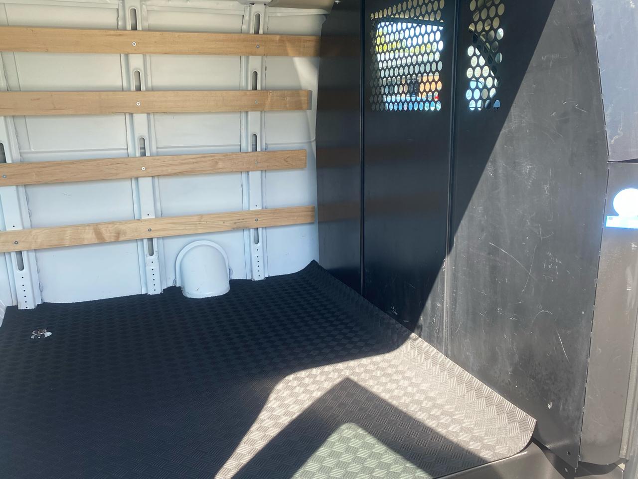 GMC Savana Cargo Van RWD 2500 135" 2024