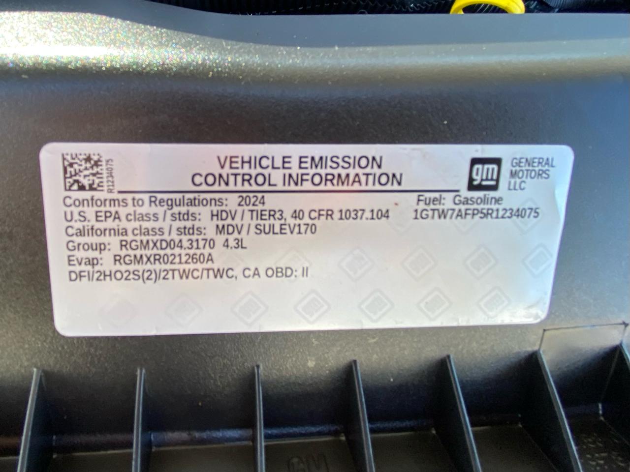 GMC Savana Cargo Van RWD 2500 135" 2024