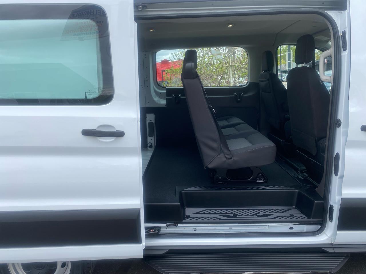 Ford Transit Crew Van T-250 130" Low Rf 9070 GVWR RWD 2021