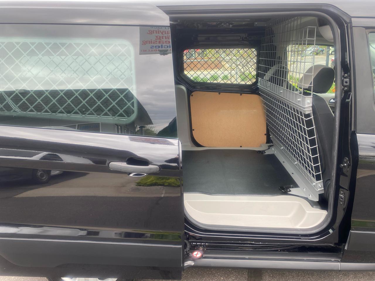 Ford Transit Connect Van XLT LWB w/Rear Symmetrical Doors 2022