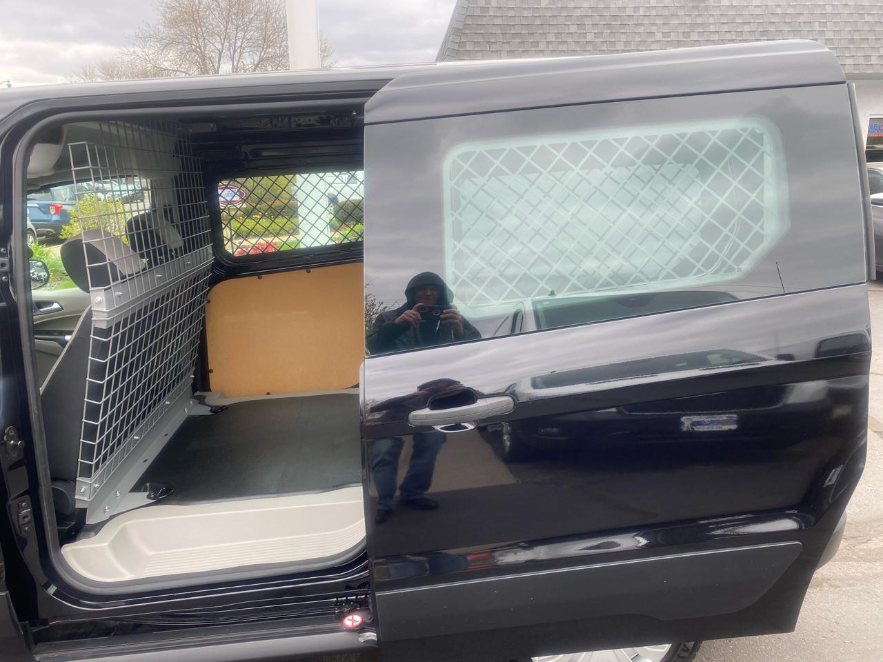Ford Transit Connect Van XLT LWB w/Rear Symmetrical Doors 2022