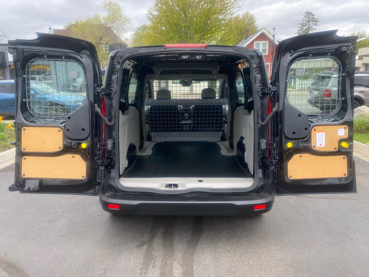 Ford Transit Connect Van XLT LWB w/Rear Symmetrical Doors 2022