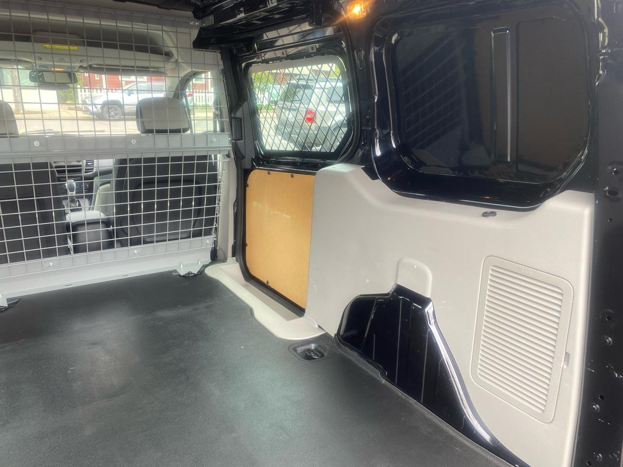 Ford Transit Connect Van XLT LWB w/Rear Symmetrical Doors 2022