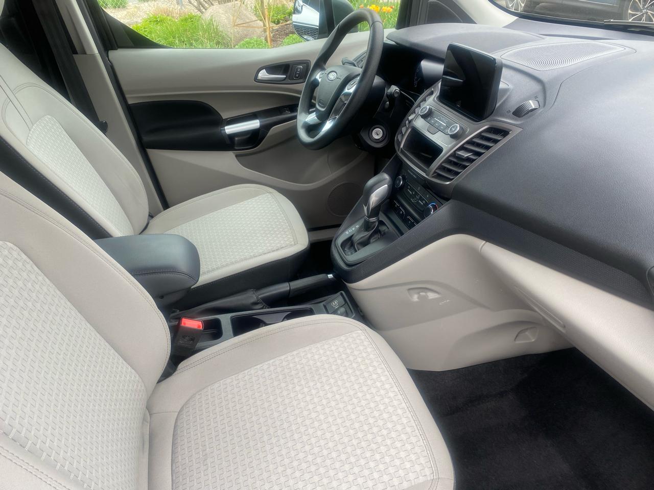 Ford Transit Connect Van XLT LWB w/Rear Symmetrical Doors 2022