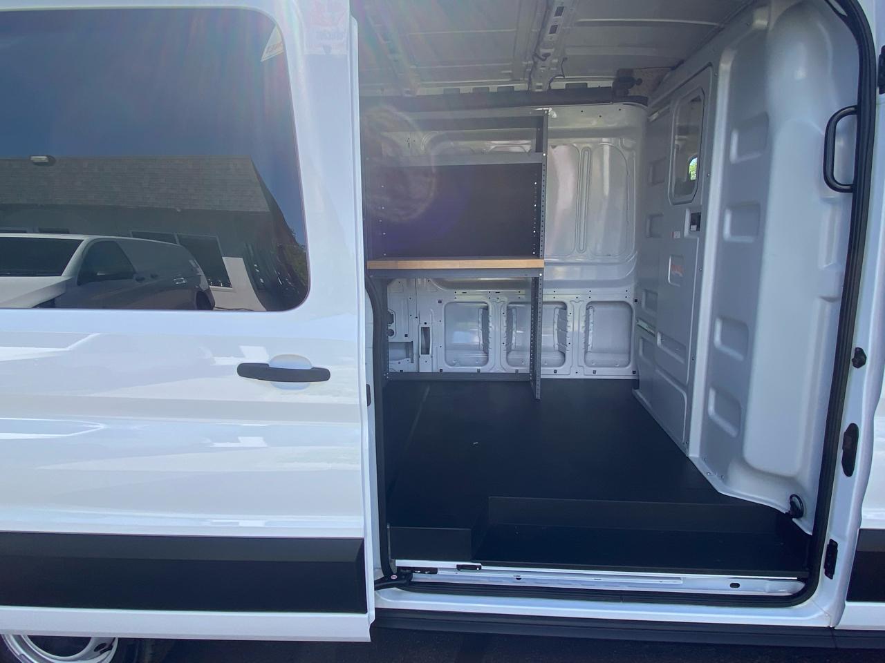 Ford Transit Cargo Van T-250 130" Med Rf 9070 GVWR RWD 2020