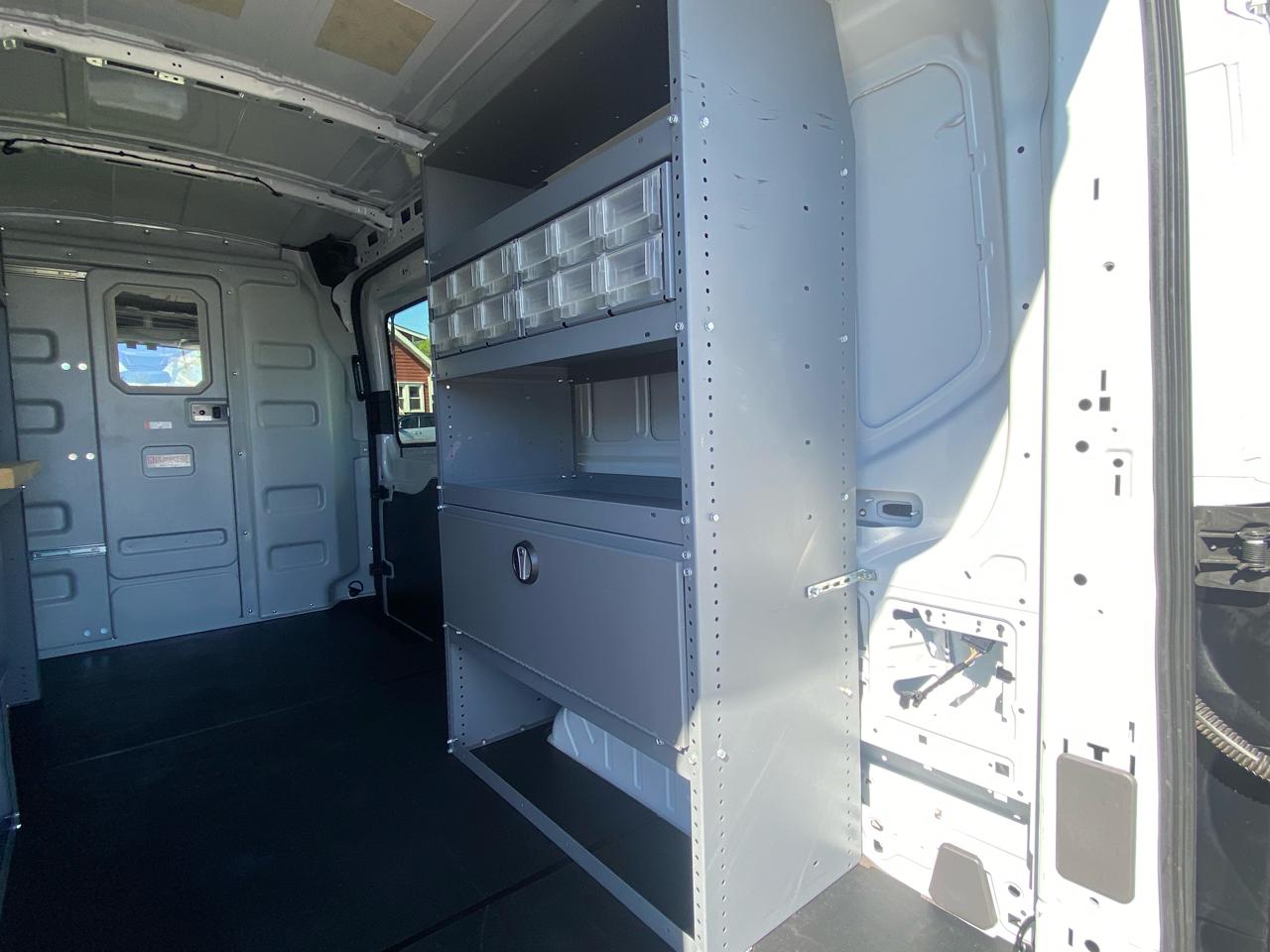Ford Transit Cargo Van T-250 130" Med Rf 9070 GVWR RWD 2020