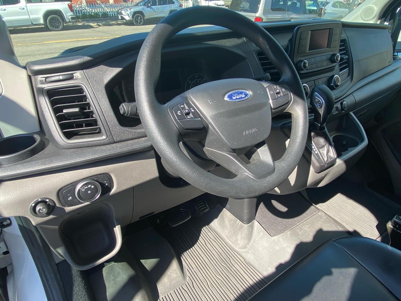 Ford Transit Cargo Van T-250 130" Med Rf 9070 GVWR RWD 2020