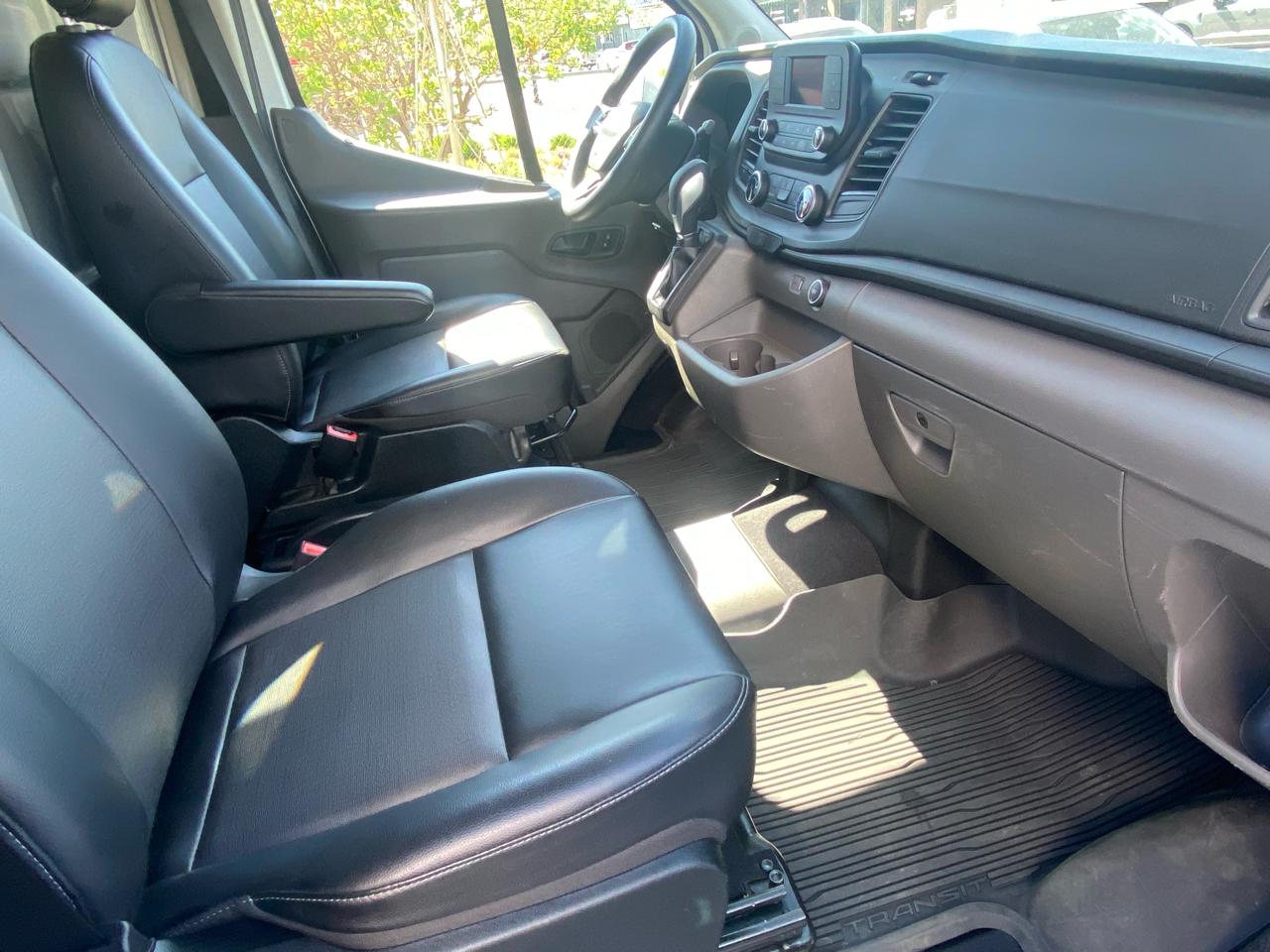 Ford Transit Cargo Van T-250 130" Med Rf 9070 GVWR RWD 2020