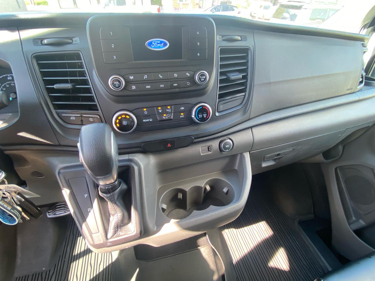 Ford Transit Cargo Van T-250 130" Med Rf 9070 GVWR RWD 2020