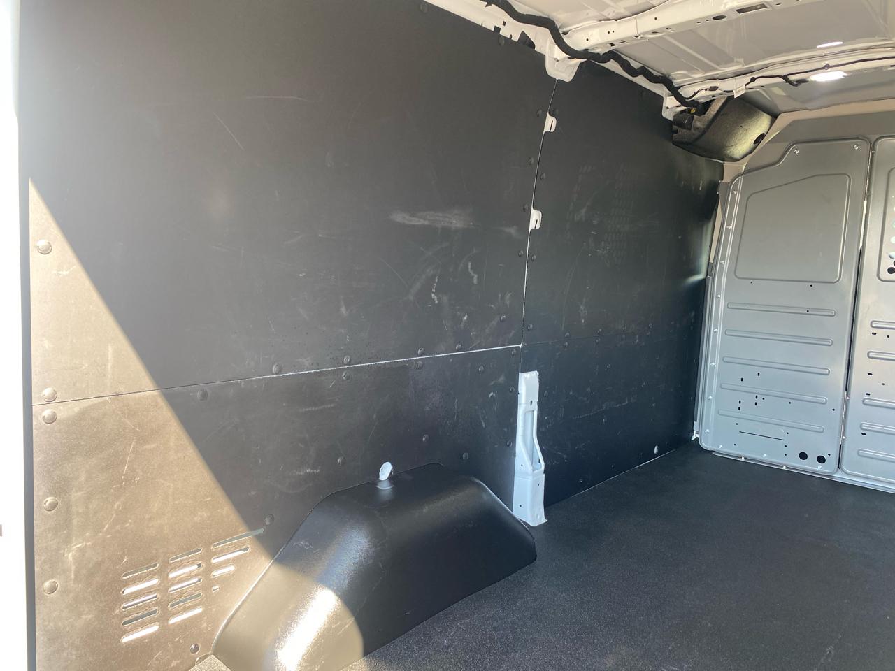 Ford Transit Cargo Van T-250 130" Low Rf 9070 GVWR RWD 2022