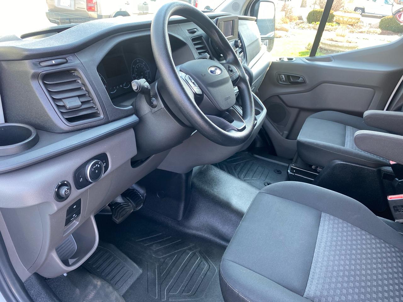 Ford Transit Cargo Van T-250 130" Low Rf 9070 GVWR RWD 2022